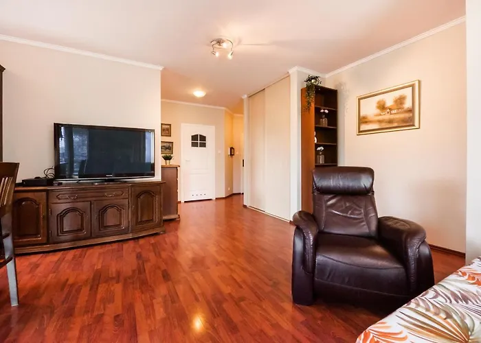 Arkadia Homely * Varsó